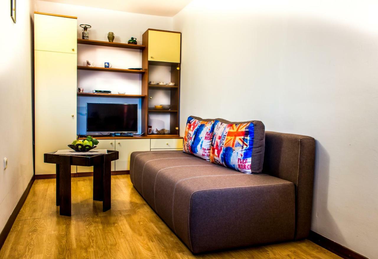 Apartman Dina Risika Exteriör bild